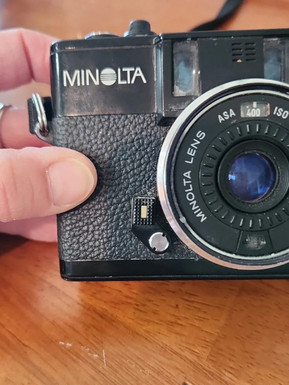 Vintage Minolta Hi-Matic AF2 35mm point-and-shoot film camera Untested